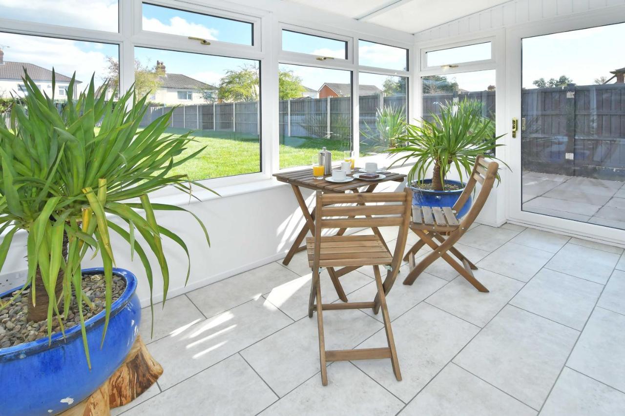 Orion House - Sleeps 6, Driveway, Garden Villa Crewe Luaran gambar