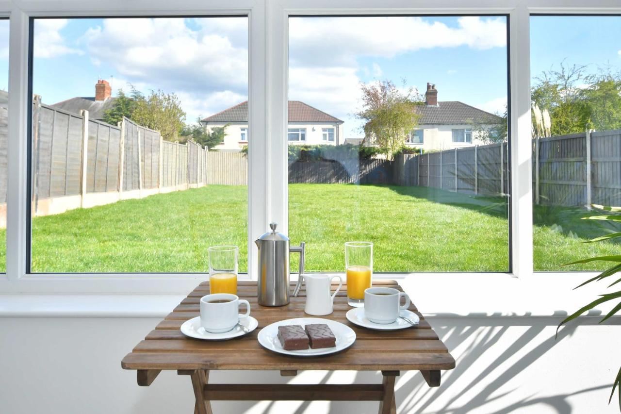 Orion House - Sleeps 6, Driveway, Garden Villa Crewe Luaran gambar